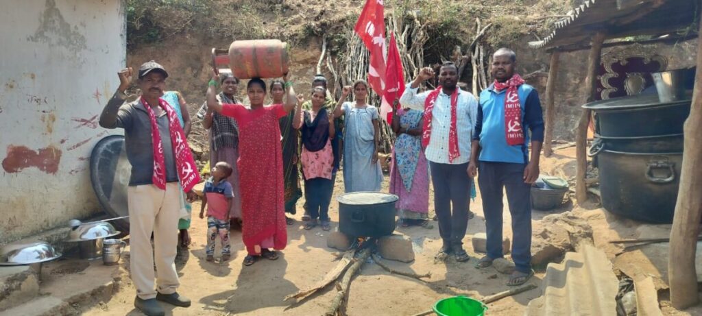 CPM protests with empty