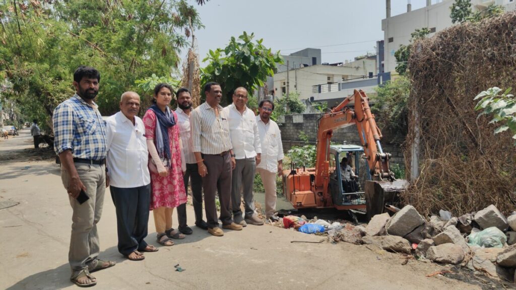 Corporator Venkatesh Goud inspects 