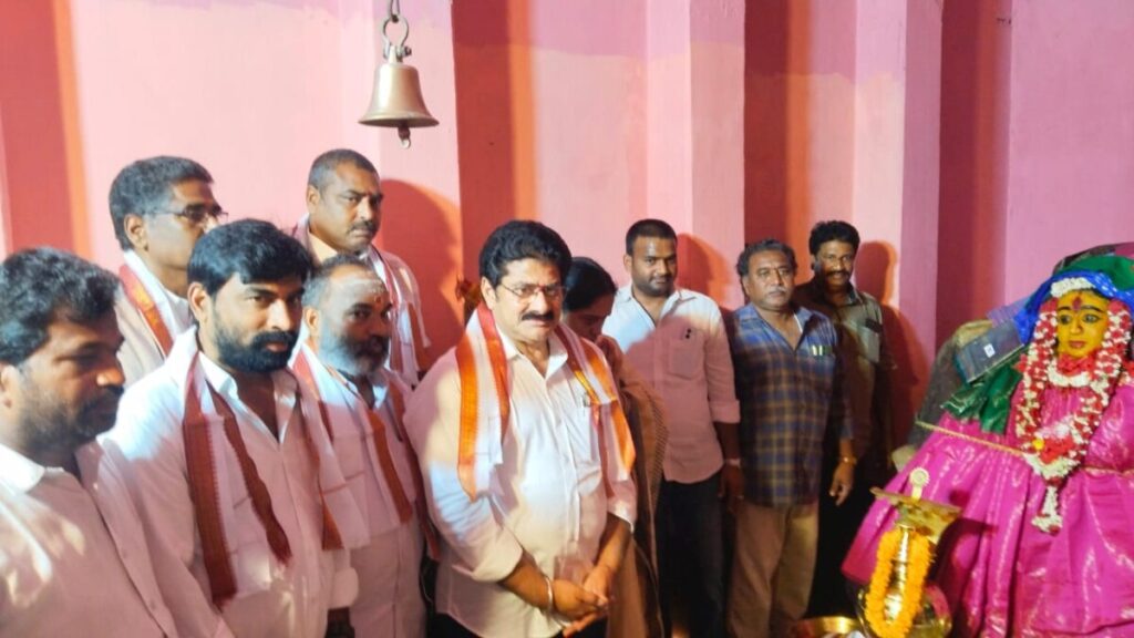 Anaparthi MLA Nallamilli participated 