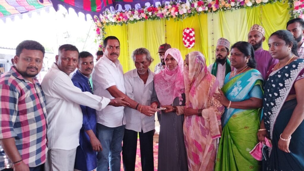 Vyalla Harish Reddy lays 