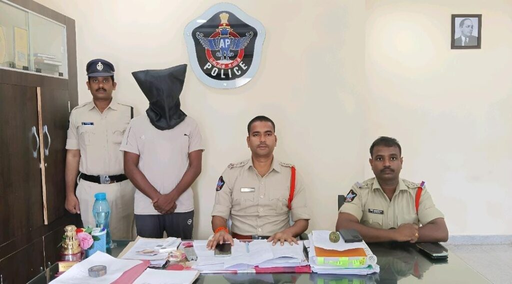 Man caught with ganja 