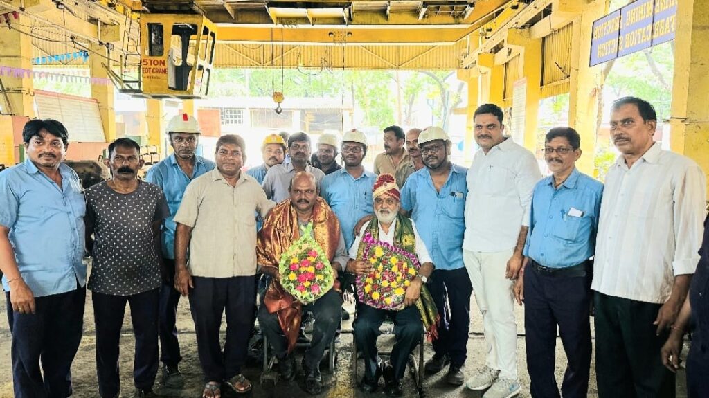 INTUC leaders felicitate Shram 