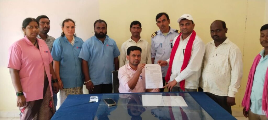 Pay pending salaries to 
