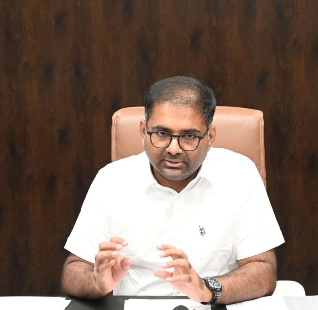 District Collector Koya Sri 