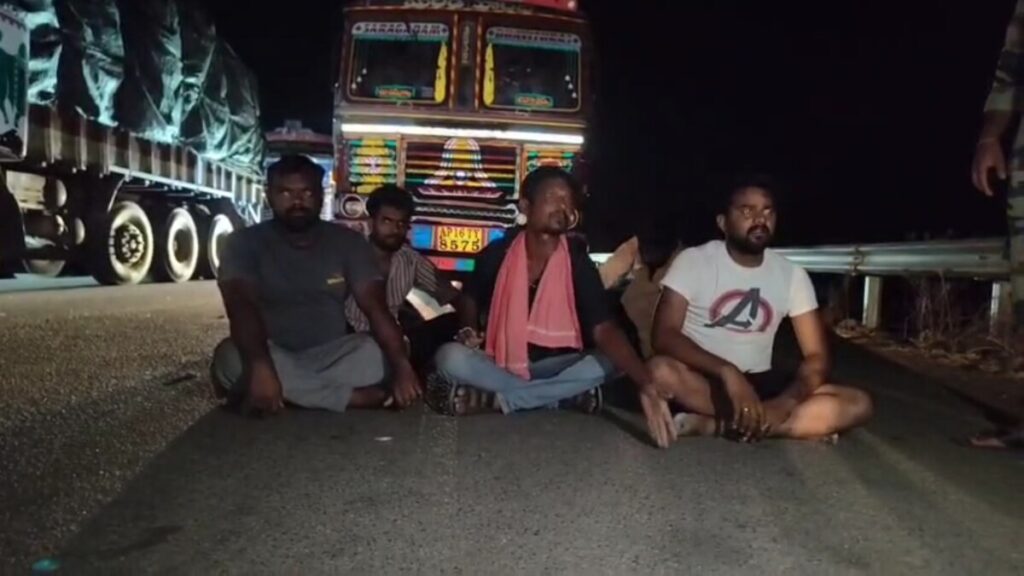 Tension on Andhra-Telangana Border