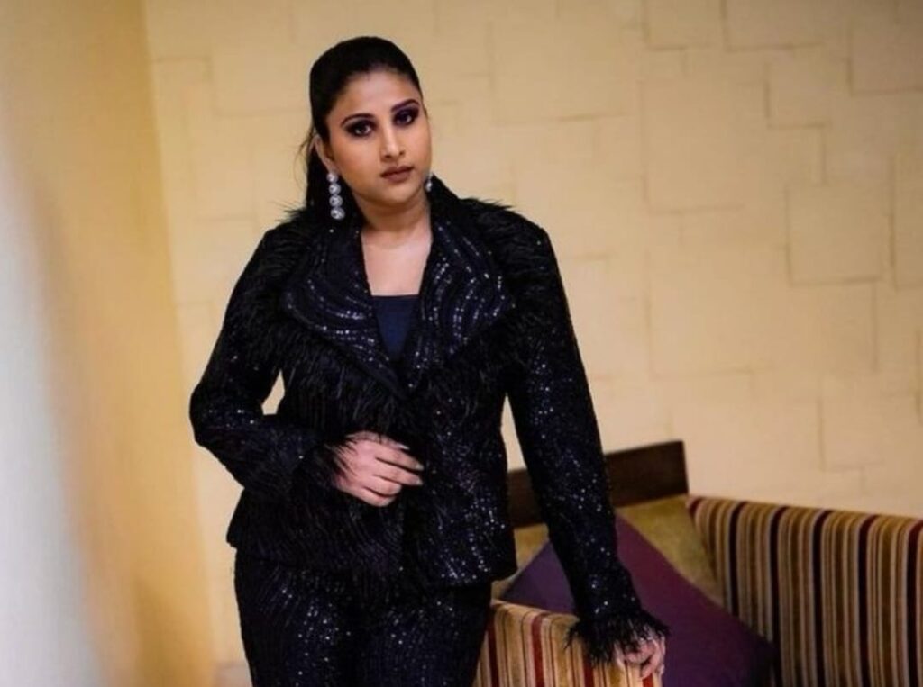 Shock for singer Mangli