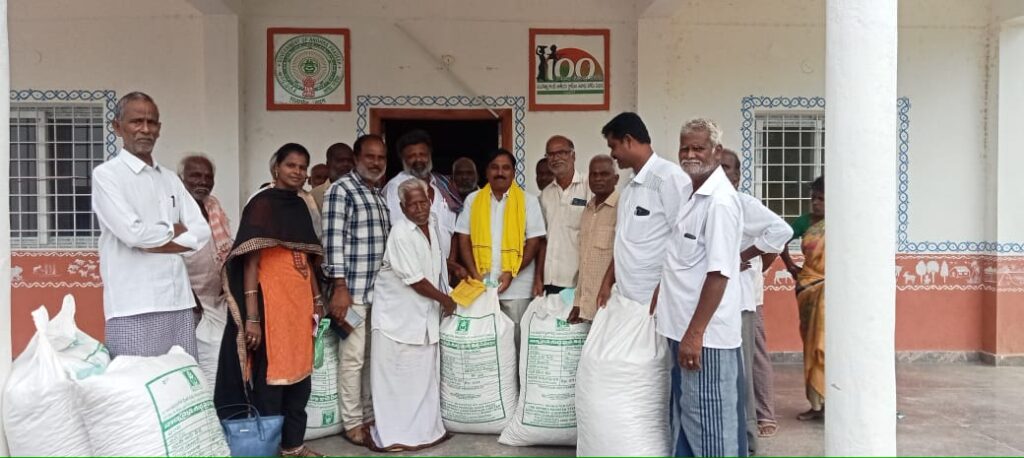 Subsidized groundnut seeds distributed 