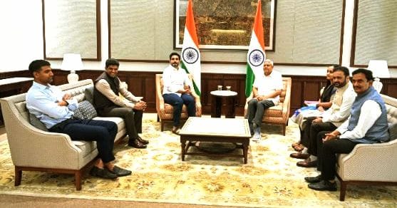 MP meets Minister and