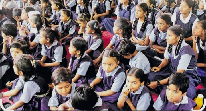 Government teachers' investments in 