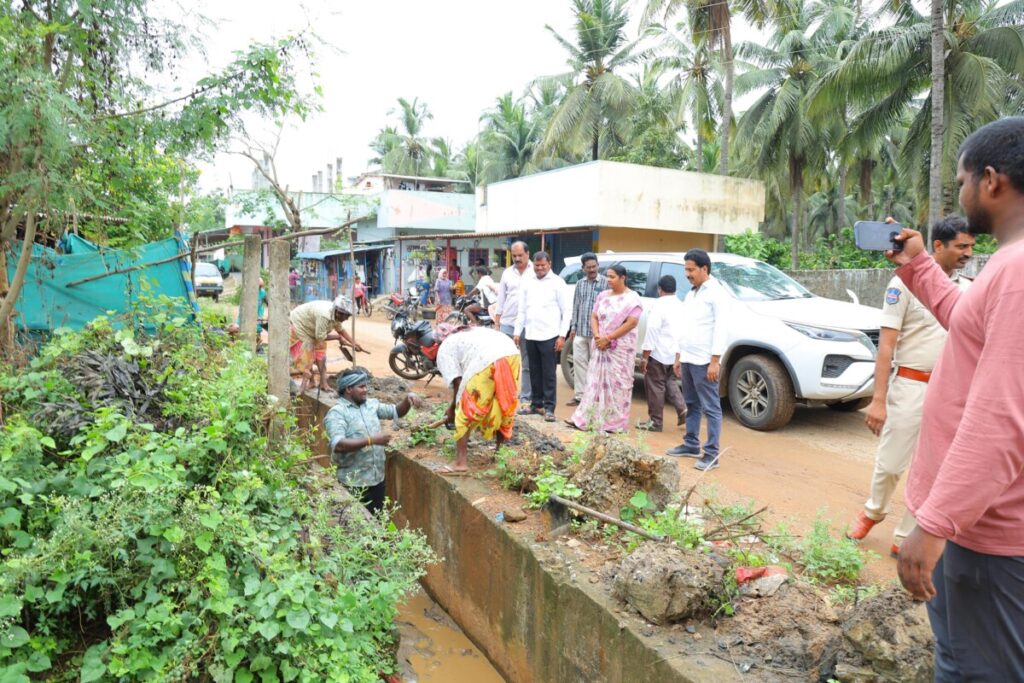 MLA Jare inspects drainage