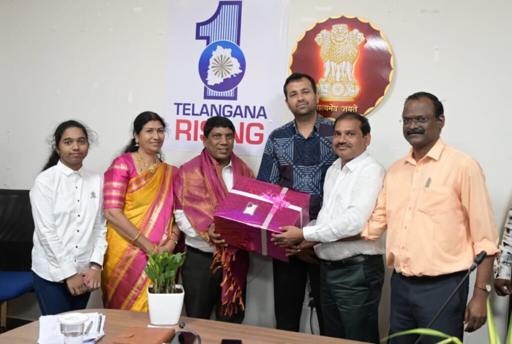 District Collector Prateek Jain 