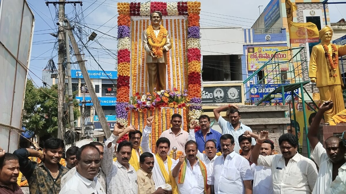Vangaveeti Ranga Jayanti : ఘనంగా వంగవీటి రంగా జయంతి