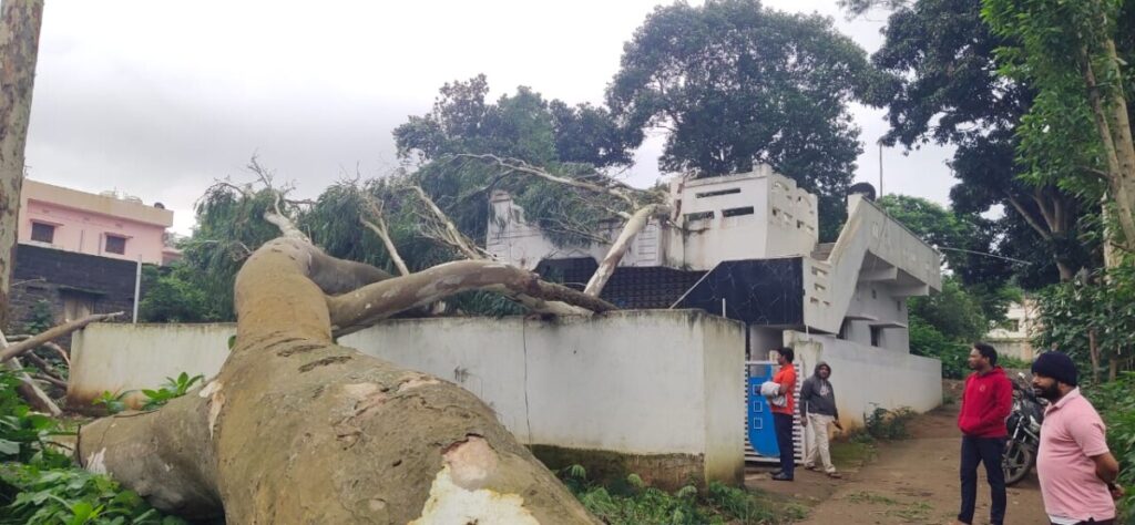 A near miss in Araku Valley
