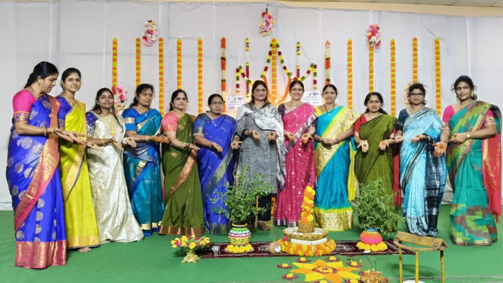 Manali Thakur participated in 