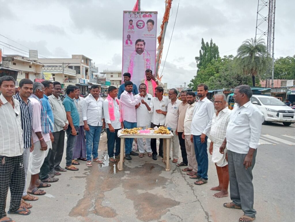 Former Minister Guntakandla Jagadish 