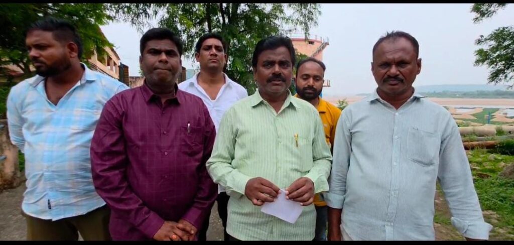 Two pump operators should