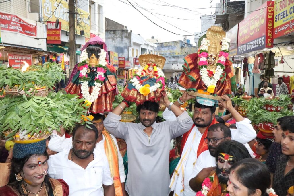 MLA Raj Thakur lifts