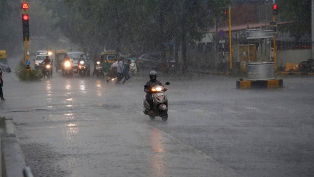 Heavy rains with gusty 