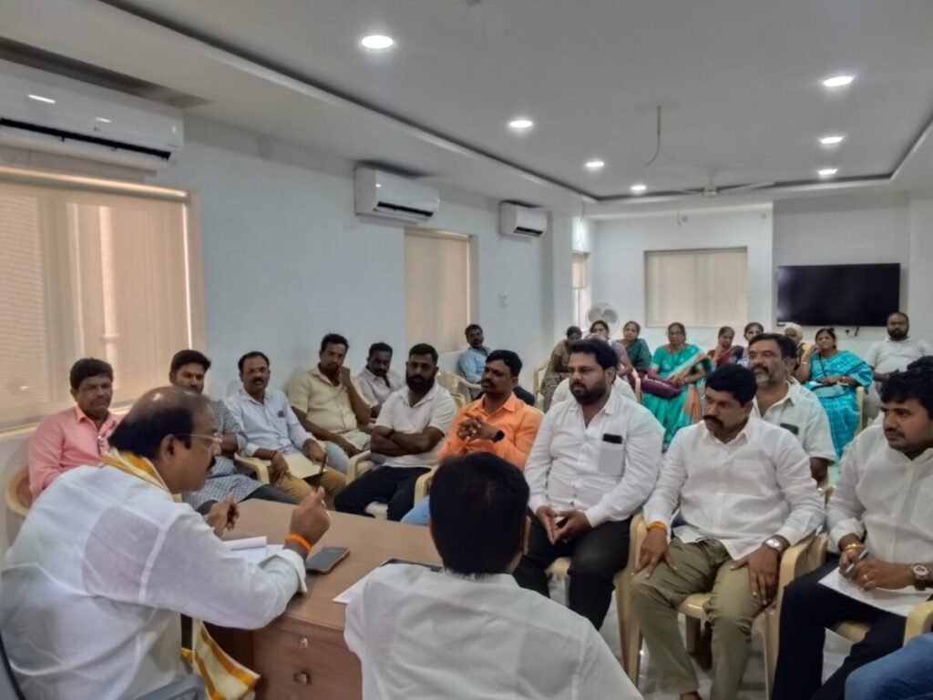 Social media activists 