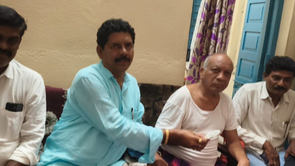 AITUC Gattaiah provided financial assistance