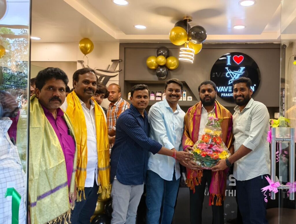 Former Deputy Mayor launches "Wave Salon"