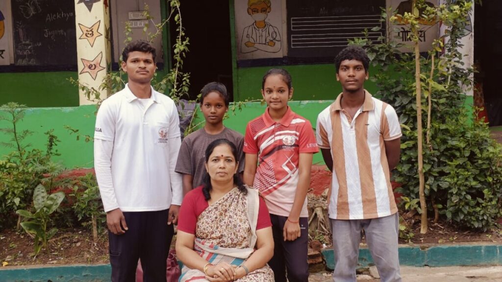 Modamamba High School students 