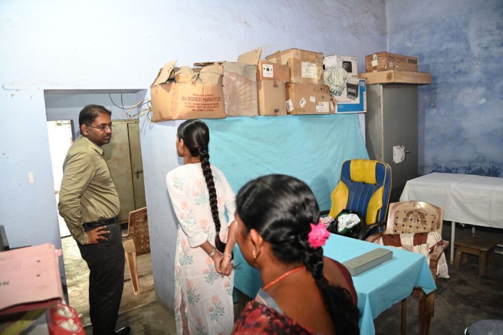 Collector conducts surprise inspection of health center