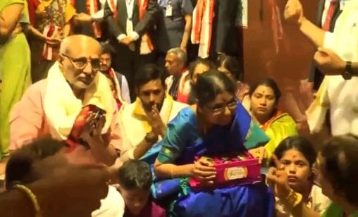 Radhakrishnan in the presence of Durgamma