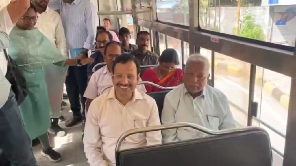 Last day to office in RTC bus