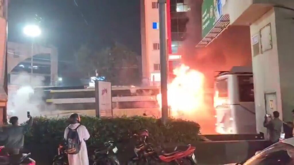 Fire breaks out in private travel bus