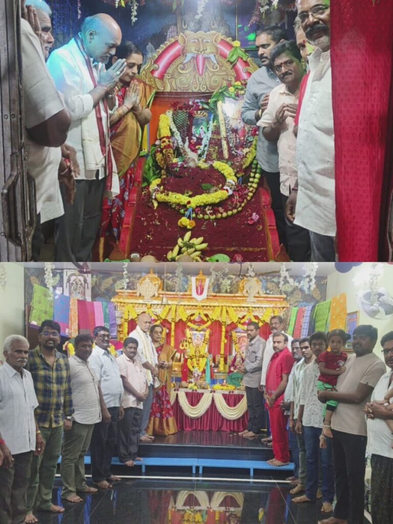 Former MLA couple participates in Saran Navaratri celebrations 