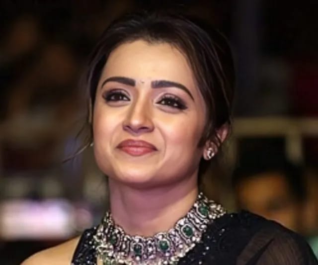 Bomb threat to actress Trisha's house