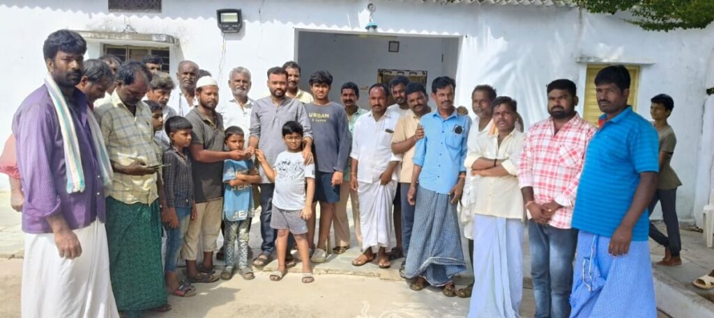 Jale Narasimha Reddy provided financial assistance