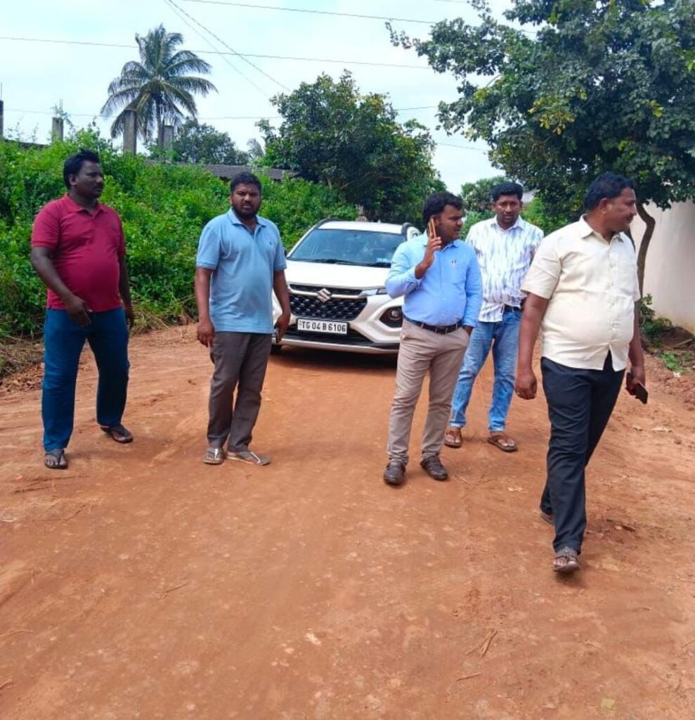 Municipal Commissioner Nagaraju visited the Model Colony