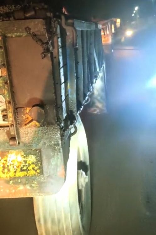 Illegal sand transport tractors