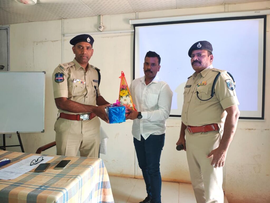 police on cyber crime and CDR analysis.