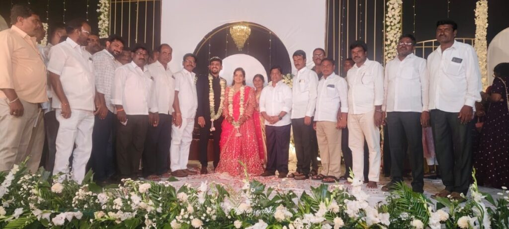 Vadtya Ramesh blessed the newlyweds