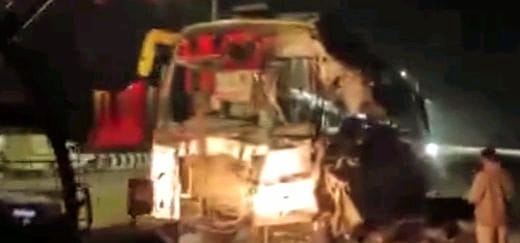 A travel bus hit a lorry