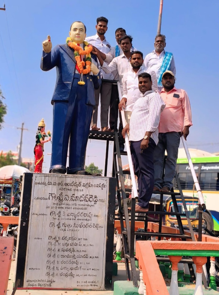 Indian constitution is a model for the world