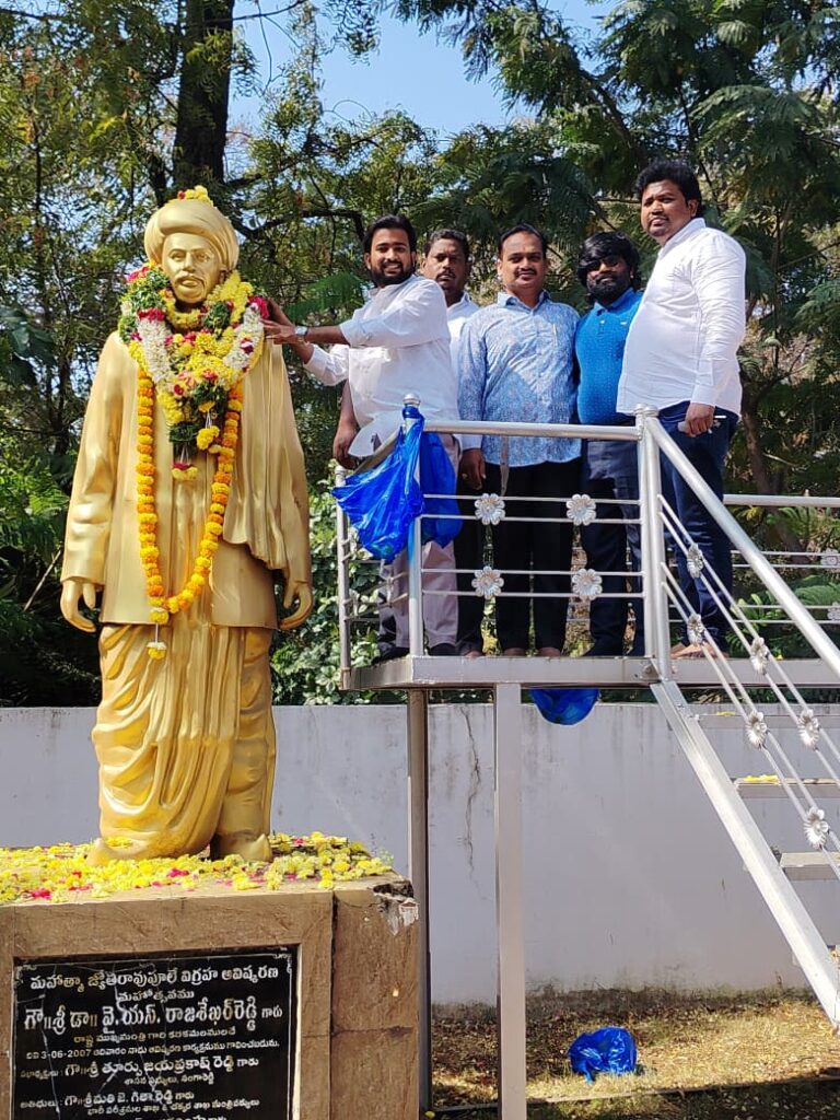 Tributes paid to Mahatma Jyotirao Phule