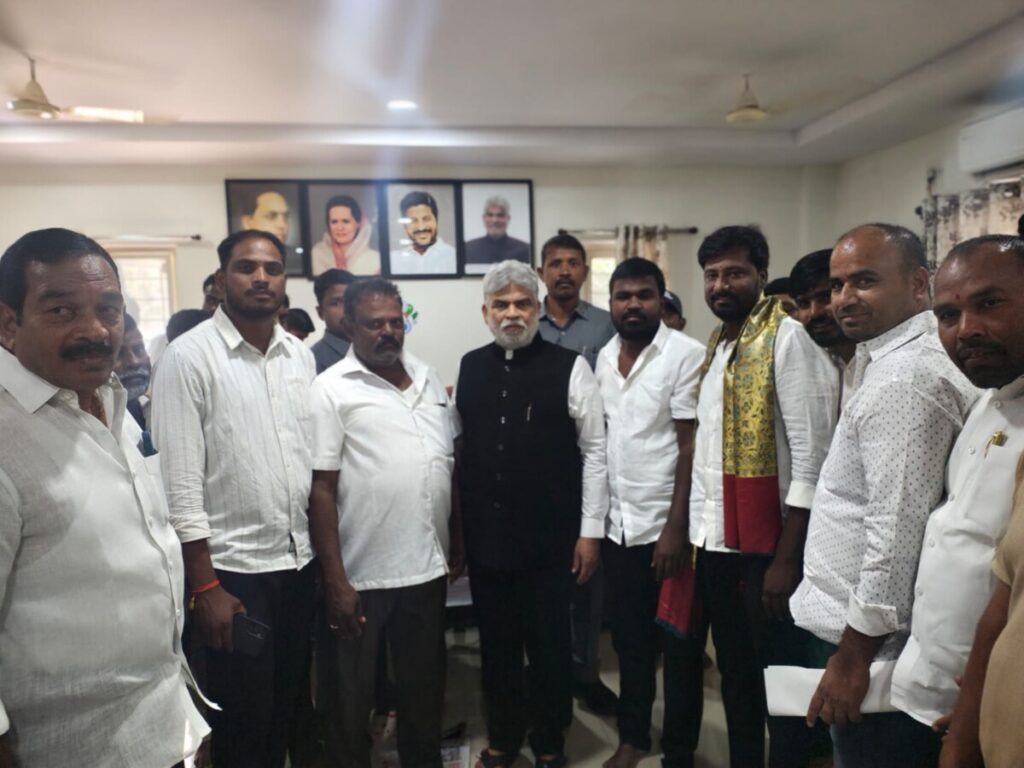 Singam Narsimulu, who met the father of the deputy sarpanch candidate