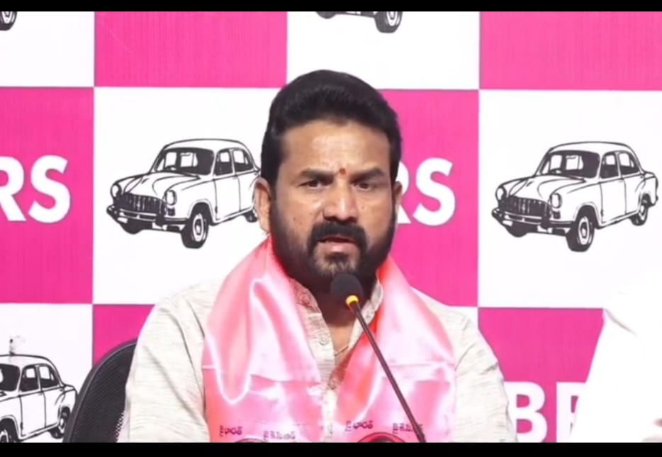 Former MLA Dr. Methuku Anand Press Meet