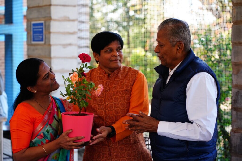 Leading the investigation team in the assassination