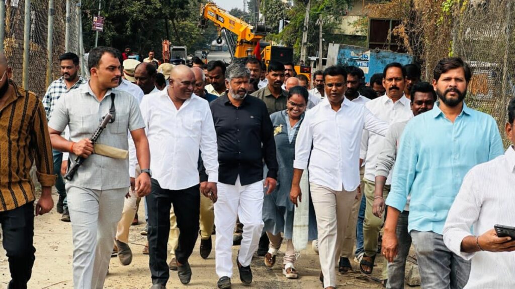 Bridge construction work should be completed quickly