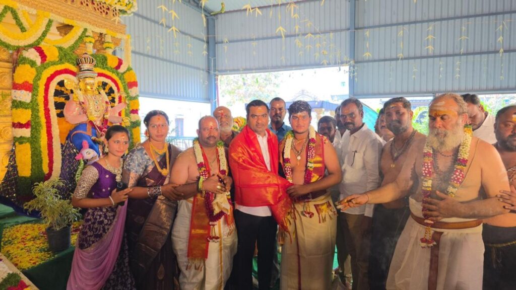 Shambhipur Krishna participated in the Mahapadi Puja