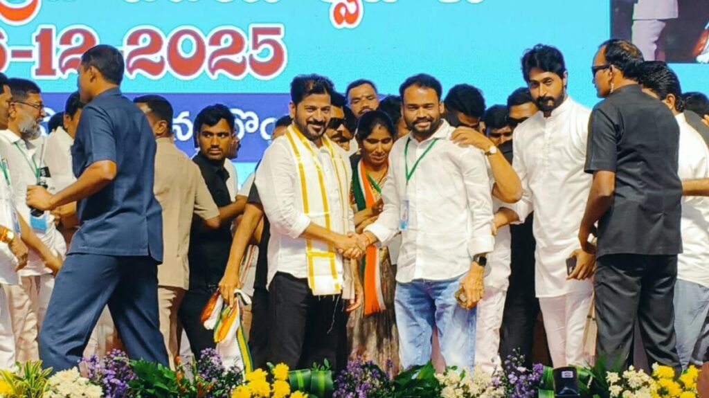 Jale Narasimha Reddy participated in the Chief Minister Sarpanch election campaign