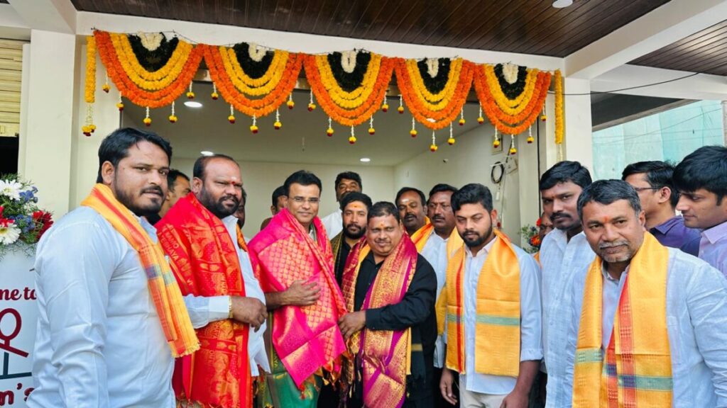 BRS LP Whip, MLA KP.Vivekanand inaugurated "Kodem Kitchen