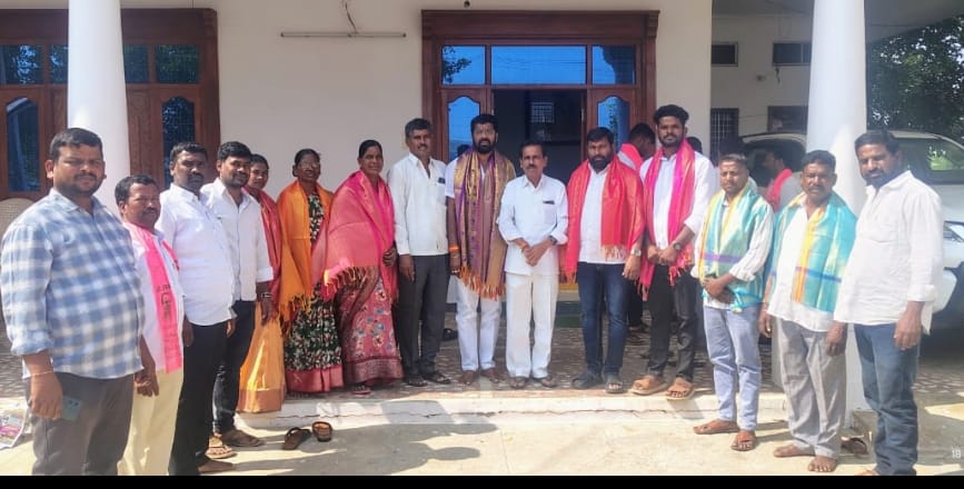 Former MLA congratulates Sarpanch