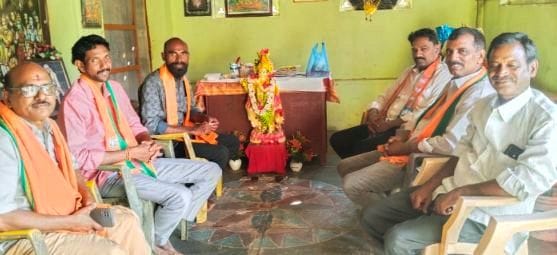 Make the tour a success