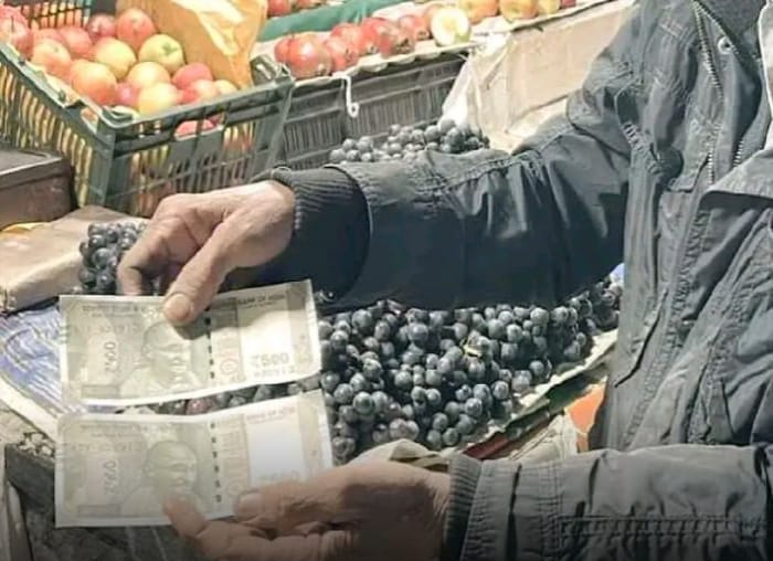 Fake notes in Devarakonda